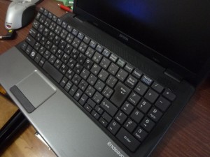 EPSONノートパソコン(Endeavor NJ3350)キーボード取替え３