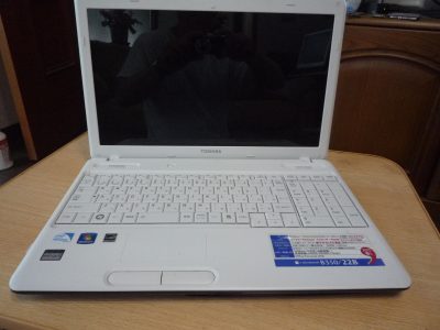 TOSHIBAノートパソコン(B350/22B)