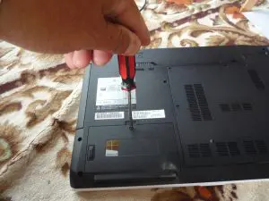LIFEBOOK AH56/K ハードディスクの取り替え | 北九州市八幡西区