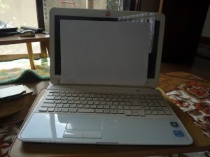 LIFEBOOK AH77/H