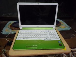 LIFEBOOK AH53/EA