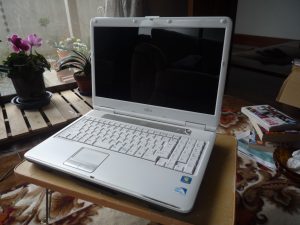 LIFEBOOK AH30/E