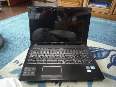 LenovoG560