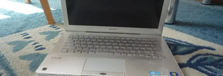 SONY VPCSB28FJ