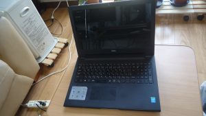 DELL lnspiron 15