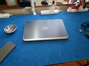 DELL Inspiron 15z-5523