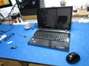 Toshiba dynabook T75
