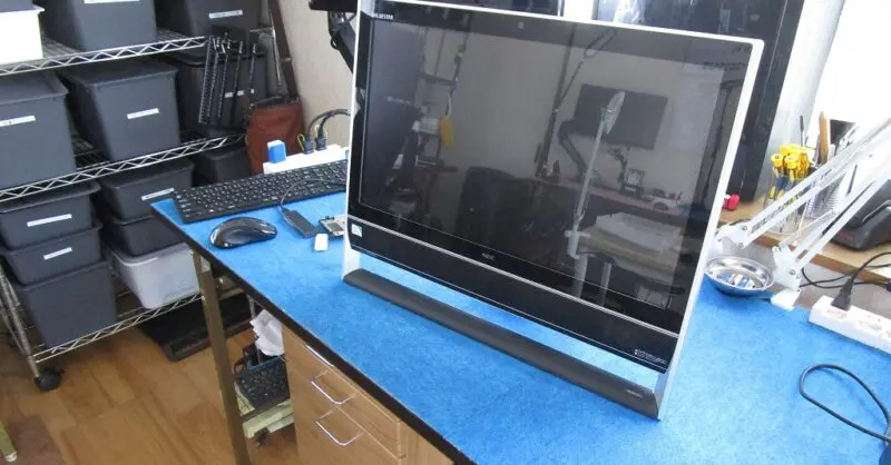 NEC一体型ディスクトップPC