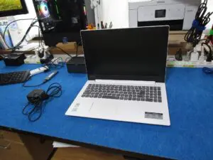 LENOVO ideapad330