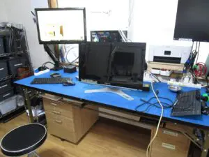 TOSHIBA製　一体型ディスクトップパソコン