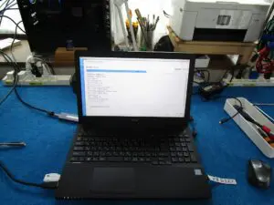 クローン作業中