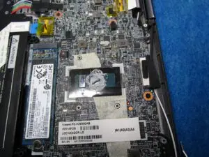 CPUに高性能グリース再塗布