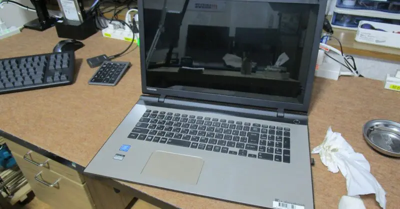 TOSHIBA dynabook　BX/67TG
