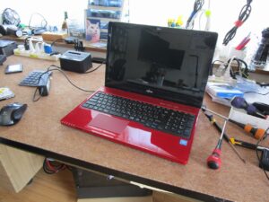 LIFEbook AH42/X