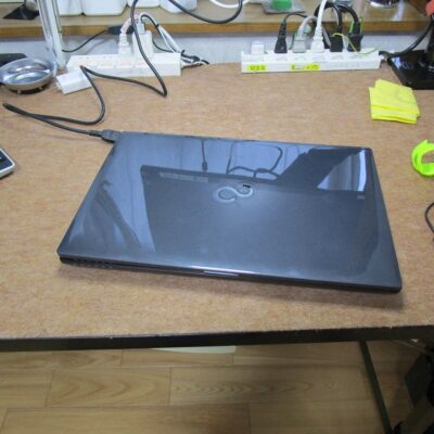 fujitsu LIFE book AH53/C2
