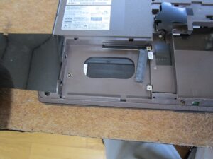ハードディスクを取り出す