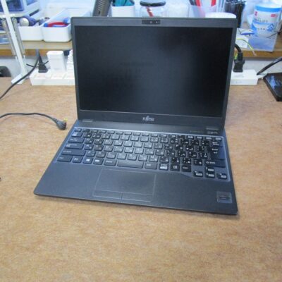 富士通８世代モバイルノートブック