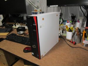 富士通ESPRIMO D586/M