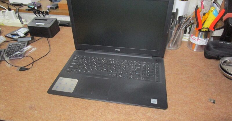 DELL Vostro 15 3000